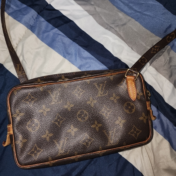 Louis Vuitton Monogram Belt Bag in Brown - Picture 3 of 15